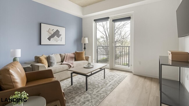 Photo - 1801 Patterson St Unit 324