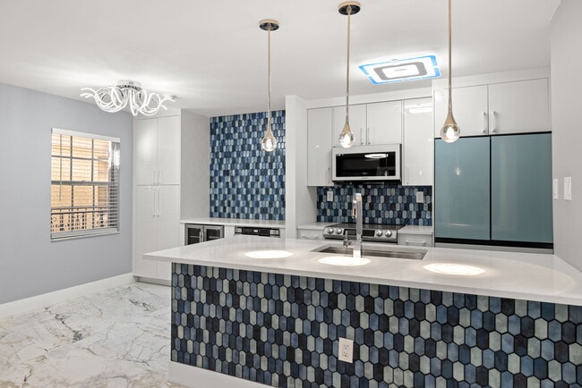 Photo - 106 Alameda Ct