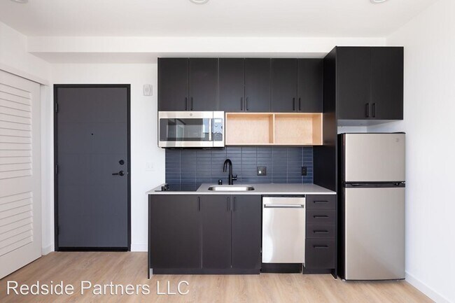 Photo - 838 NE 66th St