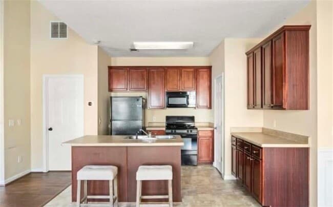Photo - 2162 Capella Cir SW
