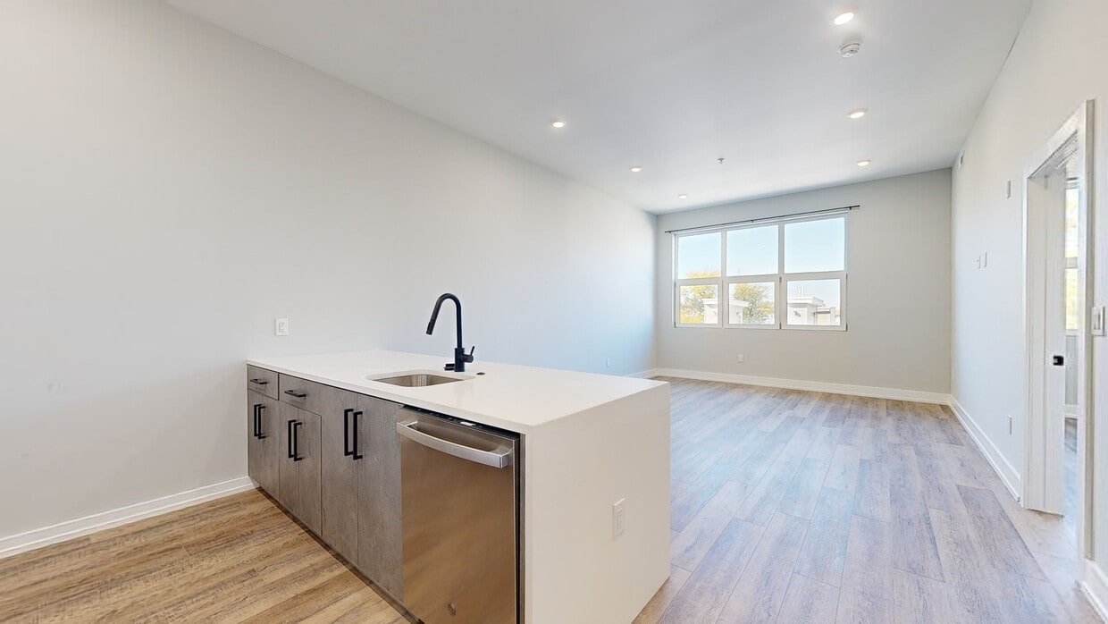 Photo - The Washington Apartments