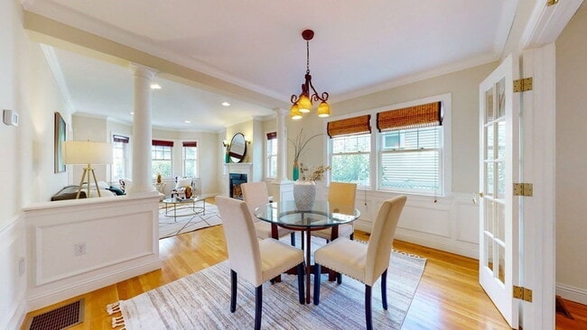 Photo - 161 Pearl St