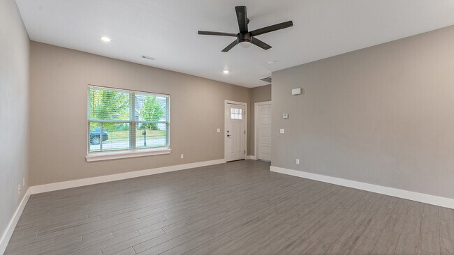 Photo - Welcoming Farmington Home Near Local Amenities