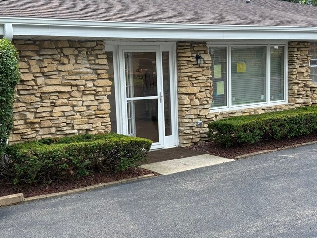 Photo - 532 West St