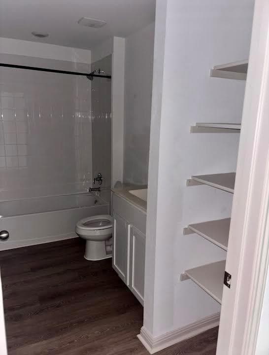 Photo - 204 Sweetwater Crk Ln