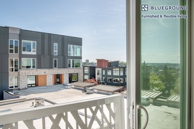 Photo - 2401 S Jackson St Unit FL6-ID590