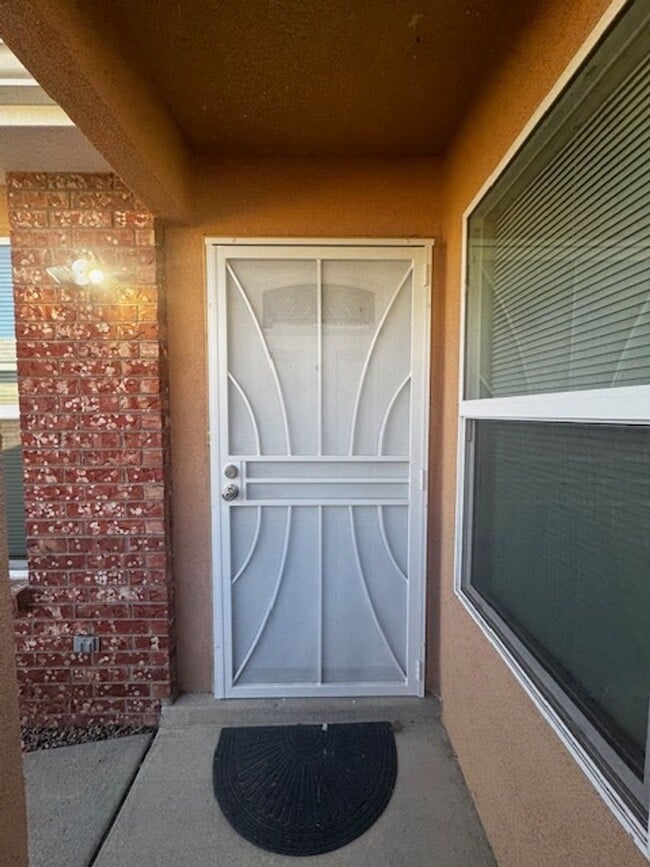 Photo - Spacious & Immaculate 3-Bed / 2-Bath Home