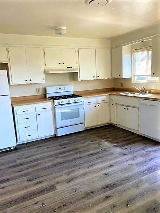 Photo - HE277 Unidad B