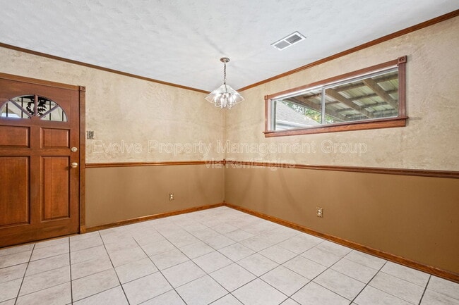 Photo - 1224 Bradbury Dr