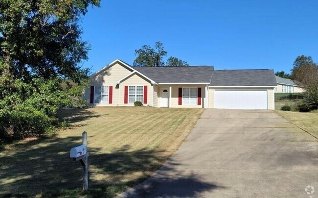 Building Photo - Beautiful Home