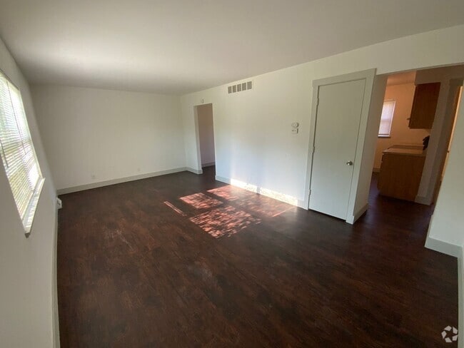 Building Photo - 204 S Scott Blvd Unit B Rental