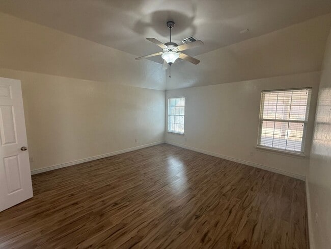 Photo - 3 bed, 2 living area, 2.5 baths with storm shelter gazebo!  This home has everything you need, ca...