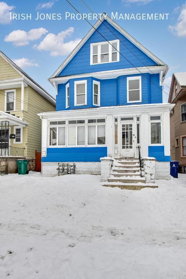 Building Photo - 195 Auburn Ave Unit Upper