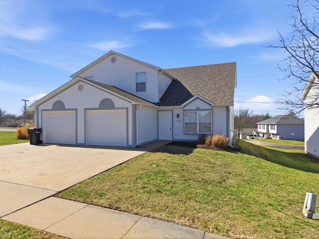 Photo - 3509 La Mesa Dr