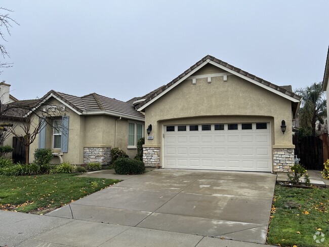 1 story, 2149 sq ft, 4 bd 3 bath - 5909 Silveroak Cir Rental