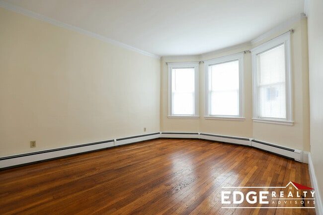 Photo - 19 Ransom Rd Unit 1