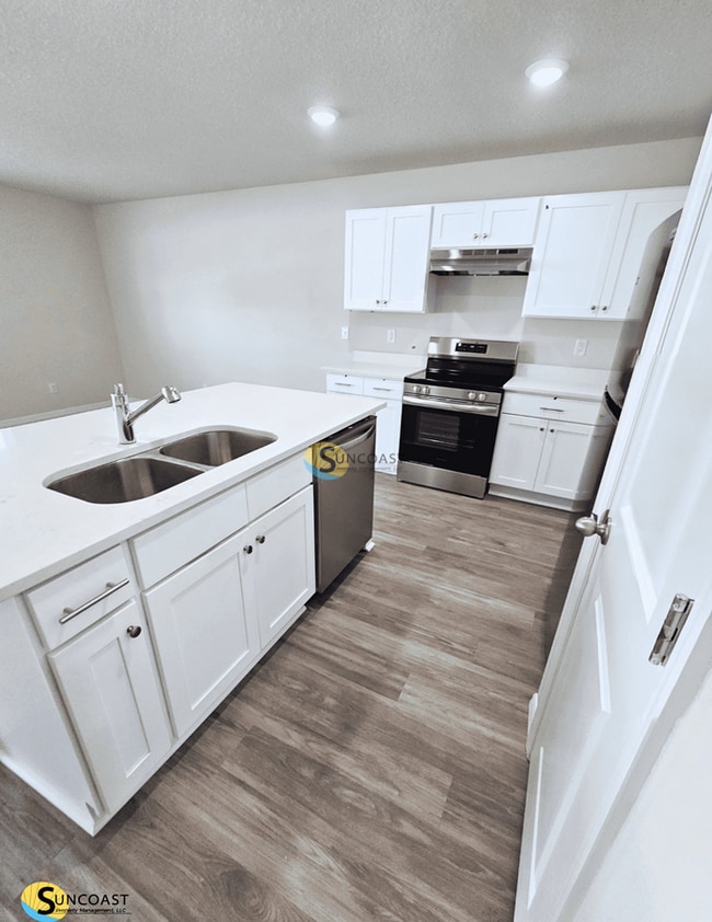 Photo - 19 Wood Amber Ln Unit A