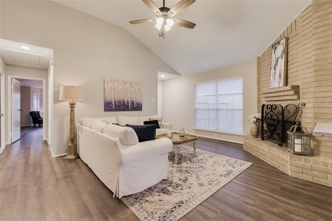 Photo - 6714 Mistflower Ln
