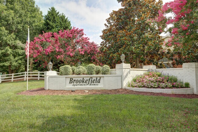 Welcome home to Brookefield Apartment Homes in Raleigh, NC - Brookefield Apartments