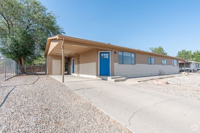 Building Photo - 3238-D 1/4 D 1/4 Rd Unit A Rental