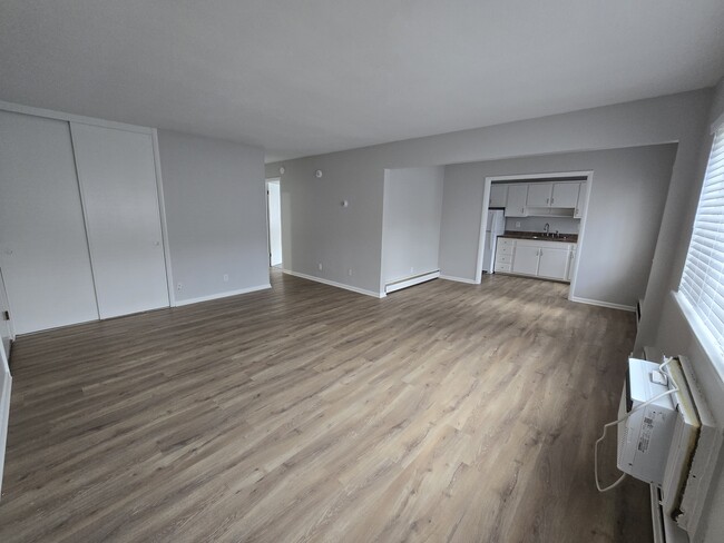 Photo - Parklane Apartments