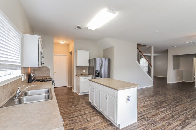 Photo - 16318 Autumn Leigh Dr