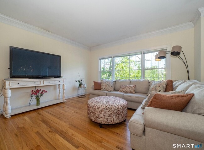 Photo - 70 Kellogg St