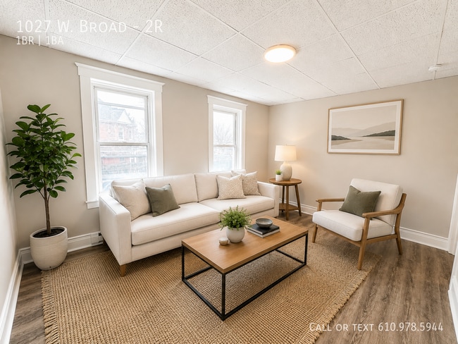Photo - 1027 W. Broad-2R Unit 2R