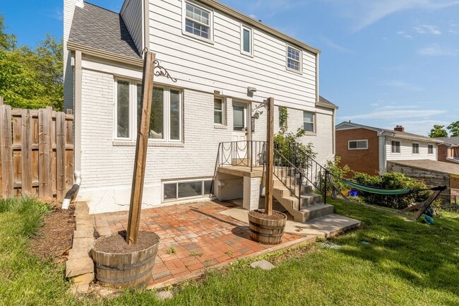 Photo - 3111 63rd Pl