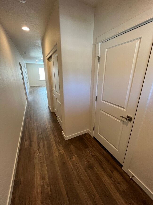 Photo - Newer Townhome in Midtown Bend with Deposit Special