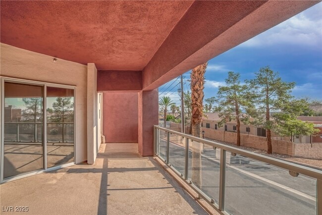 Building Photo - 87 E Agate Ave Unit 204 Rental