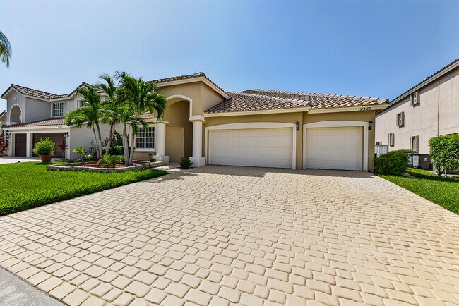 Photo - 12325 Cascades Pointe Dr