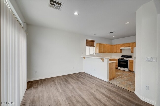 Photo - 9299 Adamshurst Ave