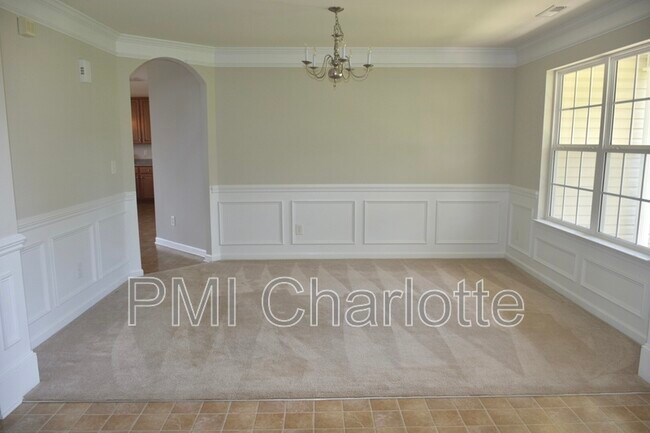 Photo - 307 Glennallen Rd