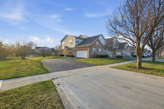 Photo - 1586 Millbrook Dr