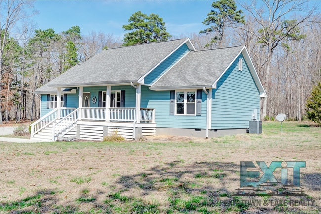 Photo - 3BR Home in Colleen’s Cove with Boat Slip