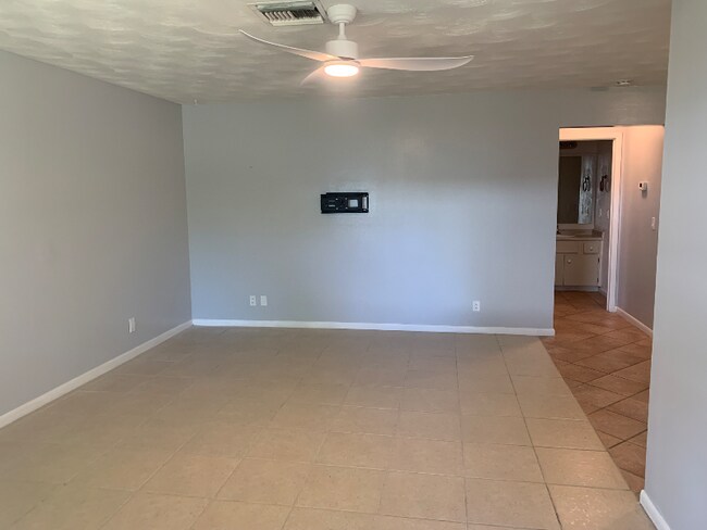 Photo - 860 NW 10th Terrace Unit 2