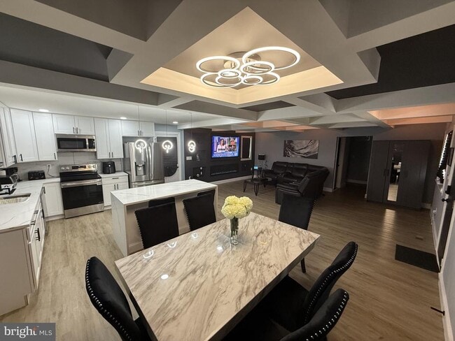 Photo - 7022 Highbridge Rd