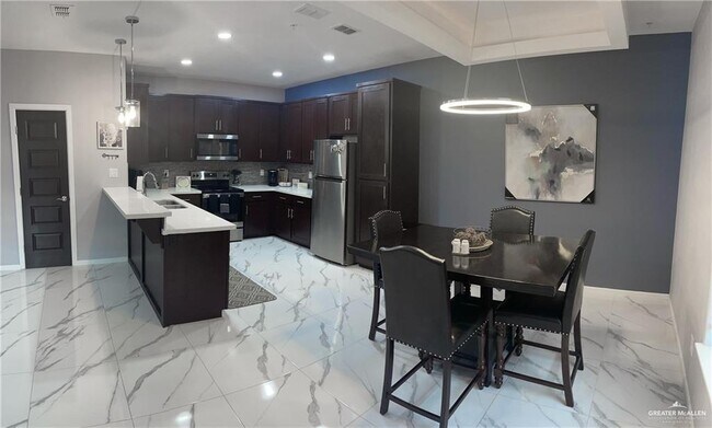 Photo - 10 East St Unit C