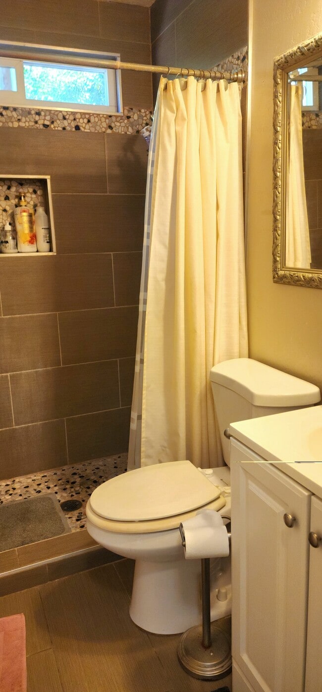 Photo - 4737 Westridge Dr