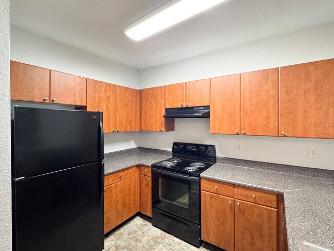 Photo - The Grande Downtown - Spacious 1 Bedroom Corner Unit AVAILABLE NOW!