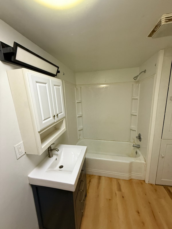 Photo - 422 N 12th St