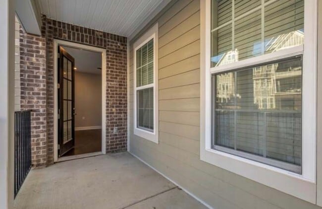 Photo - 1000 Vintage Green Ln Unit 1104