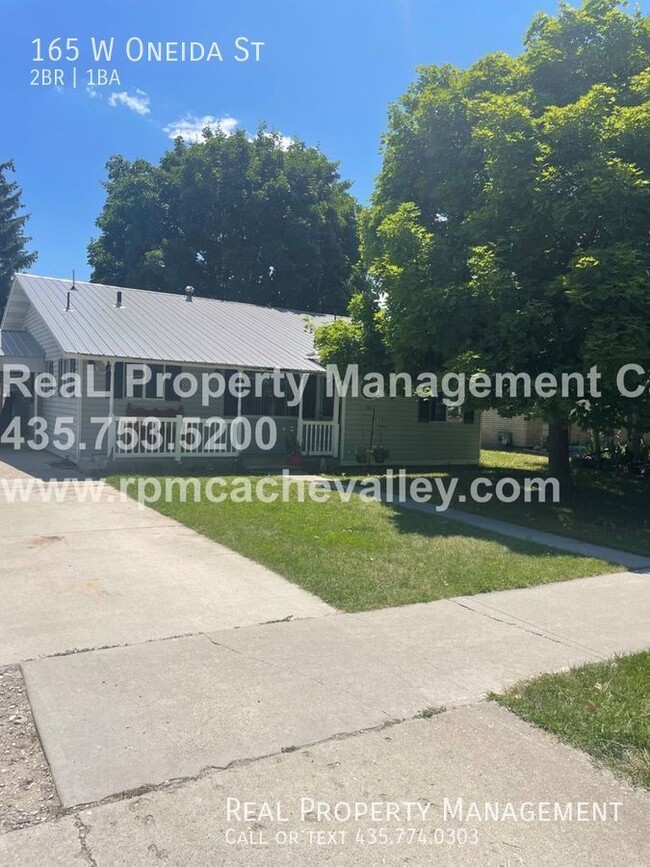 Building Photo - 165 W Oneida St Rental