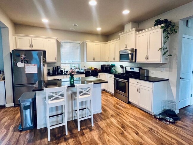 Photo - West Olympia Spacious Home in Woodbury Cro...