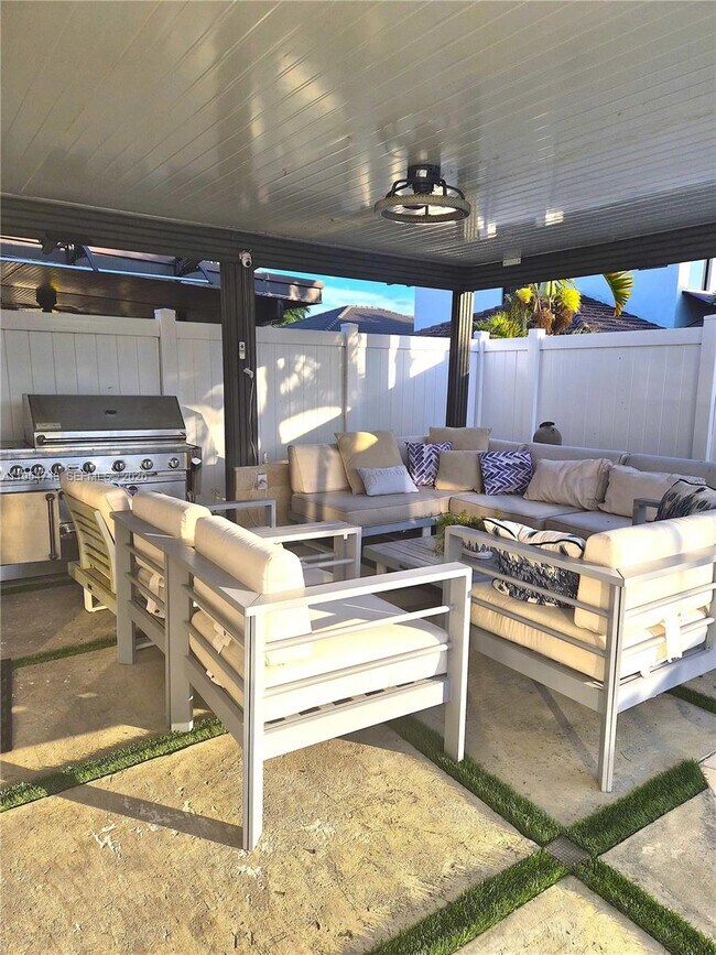 Photo - 8122 NW 187th Ter