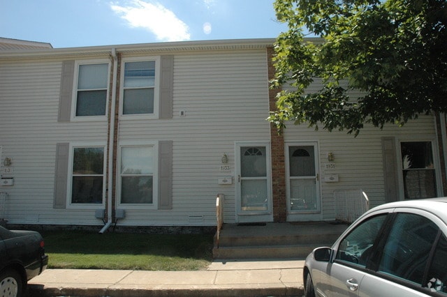 Building Photo - 1933 Kenilworth Cir Rental