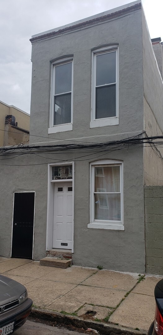 Little Italy Carriage House offering A/C a... - Little Italy Carriage House offering A/C a...
