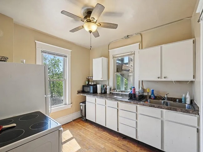 Photo - 108 N Main St Apartment Unit 3