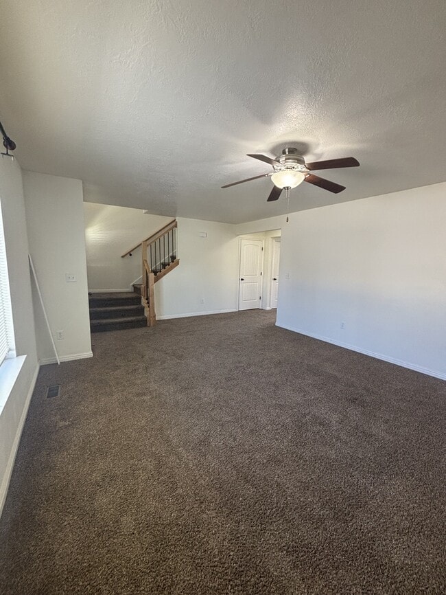 Photo - 3318 Quarter Mile Dr, Eagle Mountain, UT, ...
